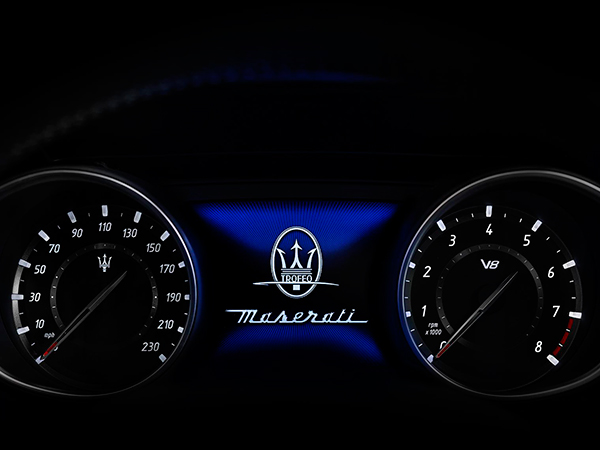 مازيراتي تكشف النقاب عن نسخة تروفيو من طراز ليفانتي